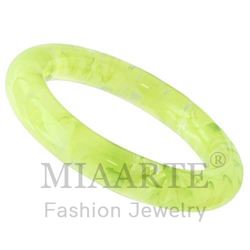 Bangle,Resin,N/A,Synthetic,Apple Yellow color,Synthetic Stone