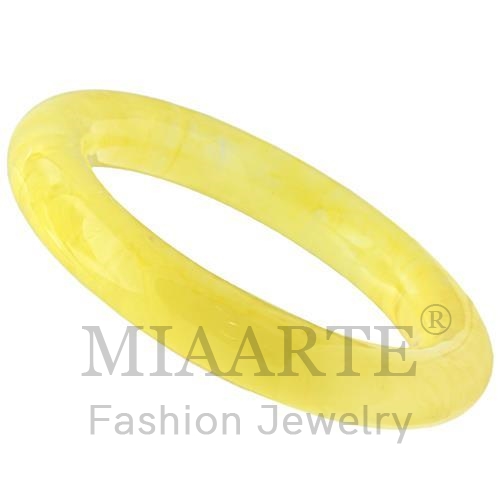 Bangle,Resin,N/A,Synthetic,Topaz,Synthetic Stone