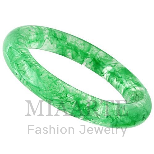 Bangle,Resin,N/A,Synthetic,Emerald,Synthetic Stone