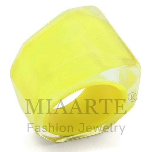 Ring,Resin,N/A,Synthetic,CitrineYellow,Synthetic Stone